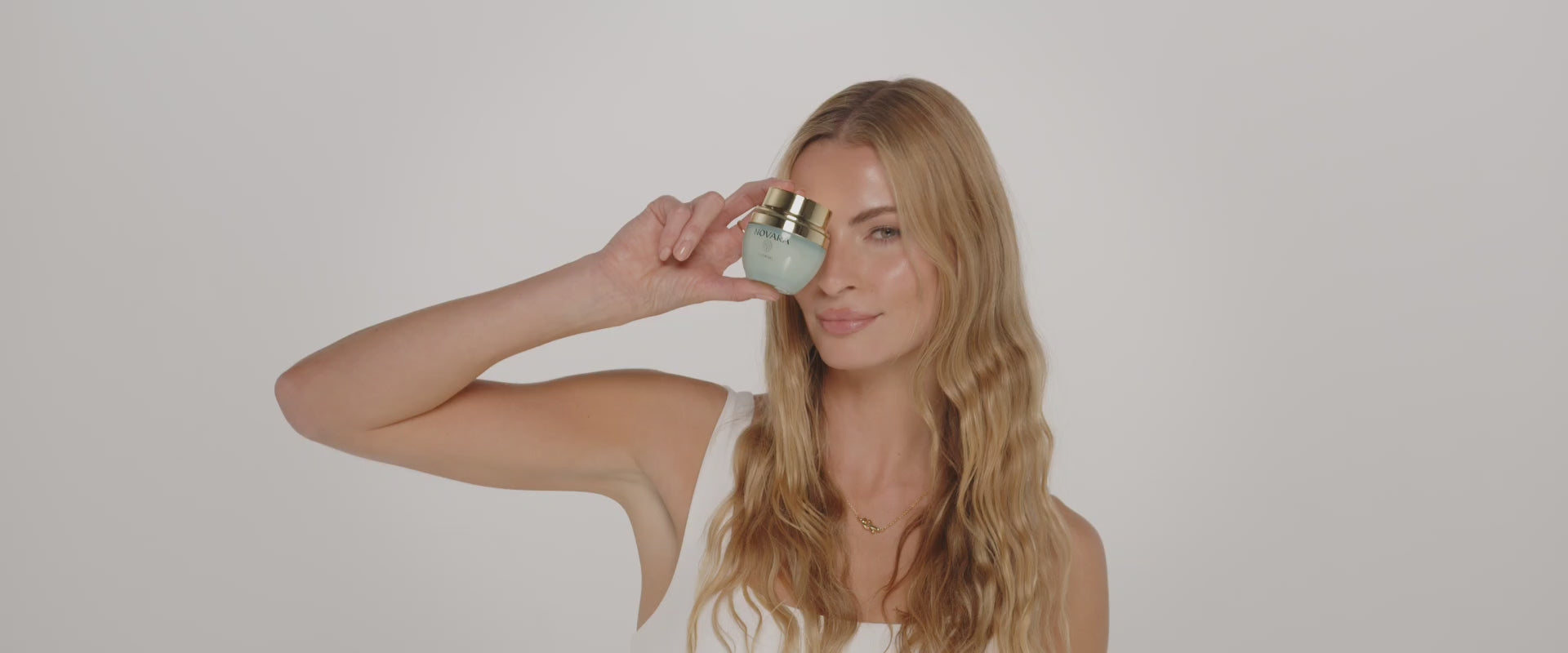 Ultra Hydrating Cream video 